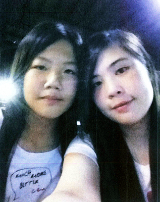 相親相愛的兩姊妹